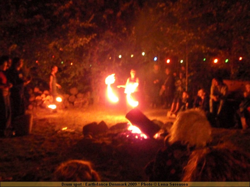 Drum spot / Earthdance Denmark 2009 * Photo � Lena S�rensen  P9260072.JPG