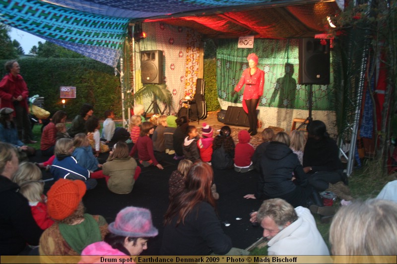Drum spot / Earthdance Denmark 2009 * Photo � Mads Bischoff  IMG_6349.JPG
