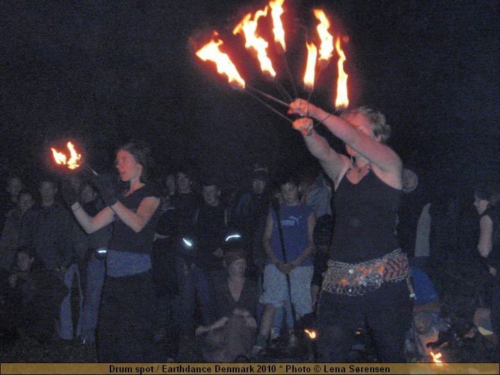 Drum spot / Earthdance Denmark 2010 * Photo � Lena S�rensen  63830_1518813485227_1081226852_31479399_4129871_n.jpg