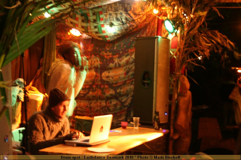 Drum spot / Earthdance Denmark 2010 * Photo � Mads Bischoff  IMG_0703.JPG
