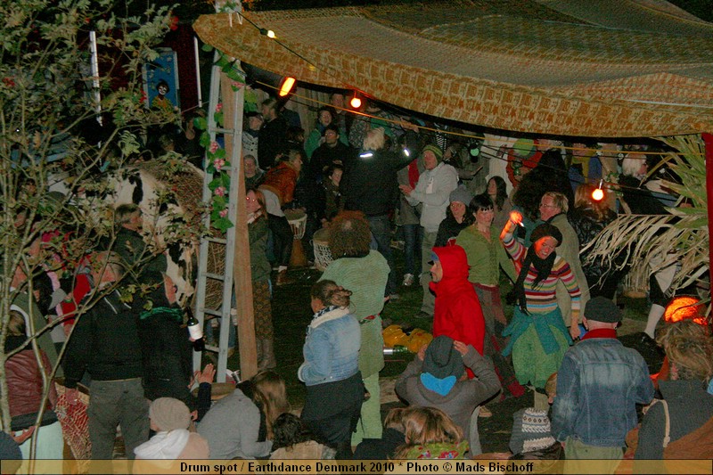 Drum spot / Earthdance Denmark 2010 * Photo � Mads Bischoff  IMG_0748.JPG