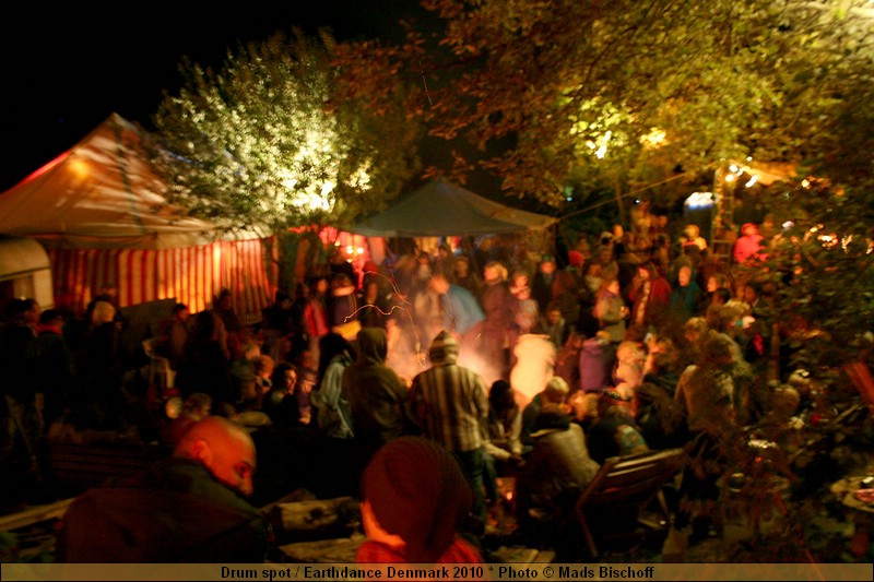 Drum spot / Earthdance Denmark 2010 * Photo � Mads Bischoff  IMG_0786.JPG