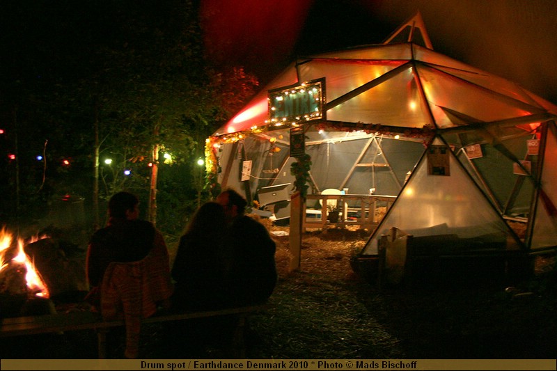 Drum spot / Earthdance Denmark 2010 * Photo � Mads Bischoff  IMG_0795.JPG