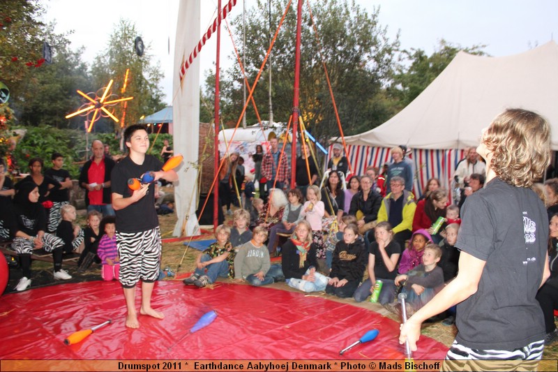 Drumspot 2011 *  Earthdance Aabyhoej Denmark * Photo  Mads Bischoff  IMG_3226.JPG