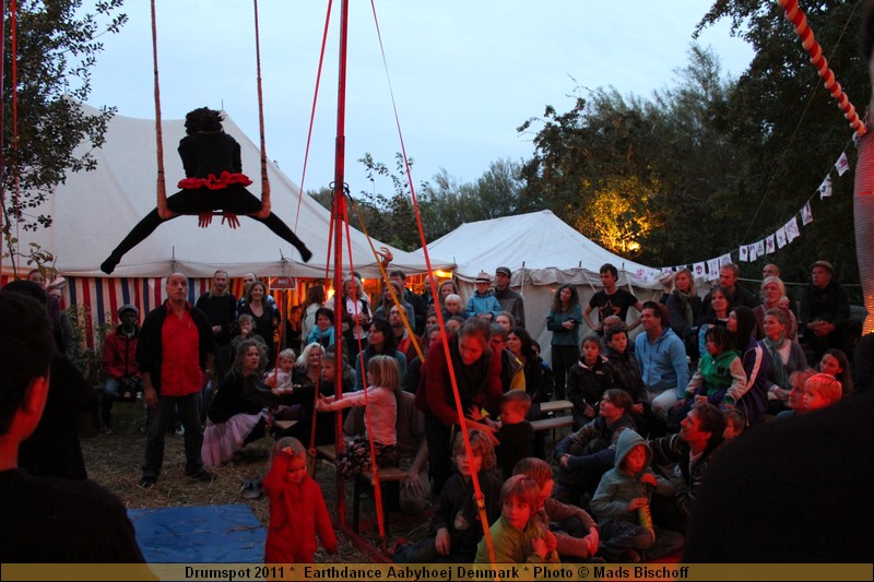 Drumspot 2011 *  Earthdance Aabyhoej Denmark * Photo  Mads Bischoff  IMG_3270.JPG